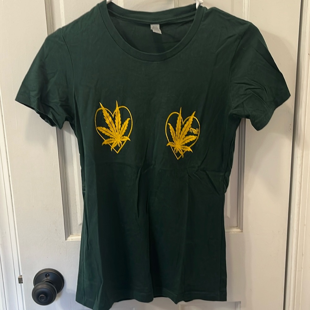 Melt cosmetics 420 tee